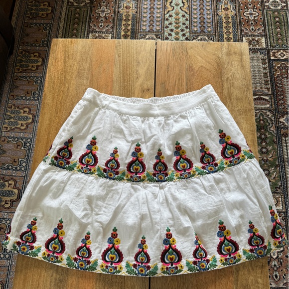 Boden Embroidered Mini Skirt Size 12 NWT - Picture 1 of 4